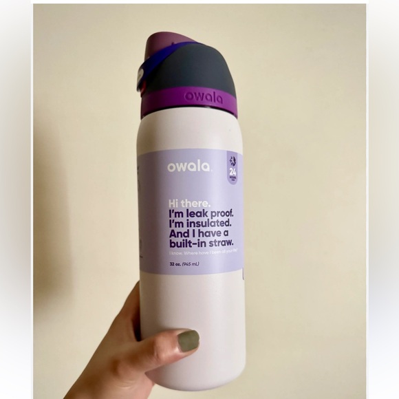 Owala Other - Owala- 32 oz Freesip Limited Edition purple white water bottle cold cup fitness